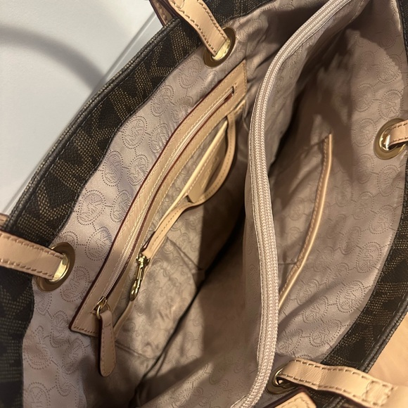 Michael Kors Dark Brown Signature Tote - Picture 3 of 5